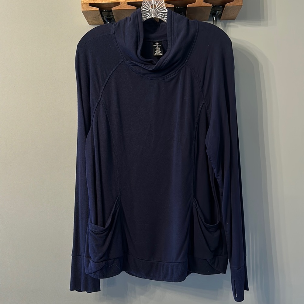 Women’s yogalicious size extra large dark blue stretchy top